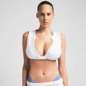 NWT SKIMS Cotton Jersey Cover-up 
Twisted Plunge T-Shirt in SNOW Sz Small